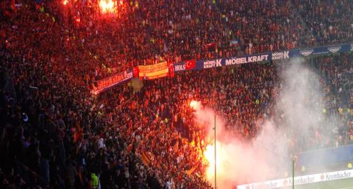 الويفا يستبعد جالاتا سراي من بطولاته القارية لمدة موسمين